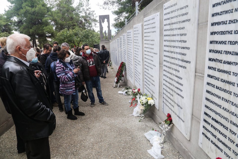 Αναφορά του κ. Κουτσούμπα και στον φασισμό, αλλά και τα «δύο άκρα» / Φωτογραφία: ΛΕΩΝΙΔΑΣ ΤΖΕΚΑΣ-EUROKINISSI