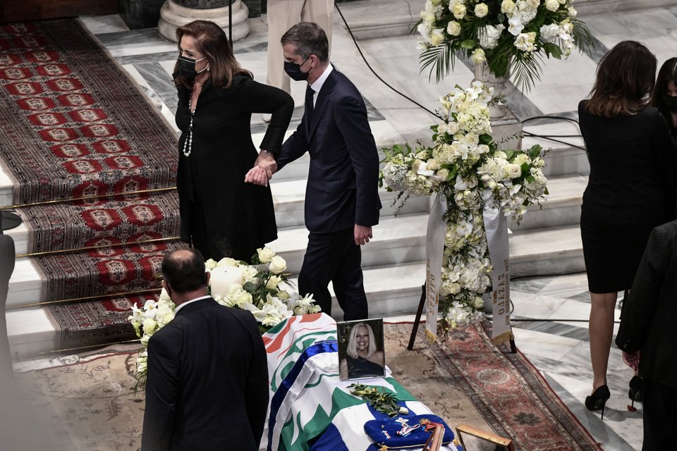 Η Ντόρα Μπακογιάννη με τον γιο της, Κώστα