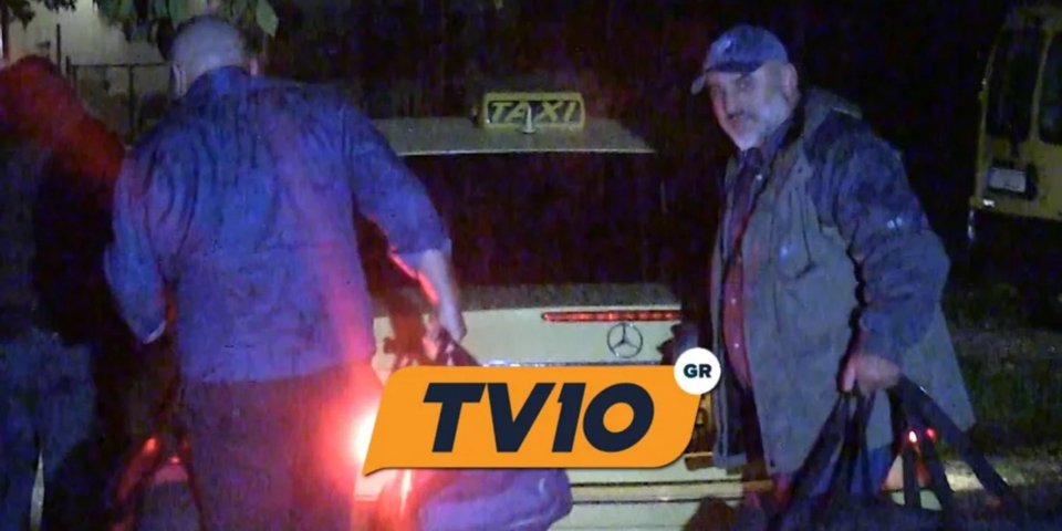 Νίκος Παλαιοκώστας: Εφτασε στο σπίτι του στα Τρίκαλα μετά την αποφυλάκιση / Φωτογραφία: tv10.gr