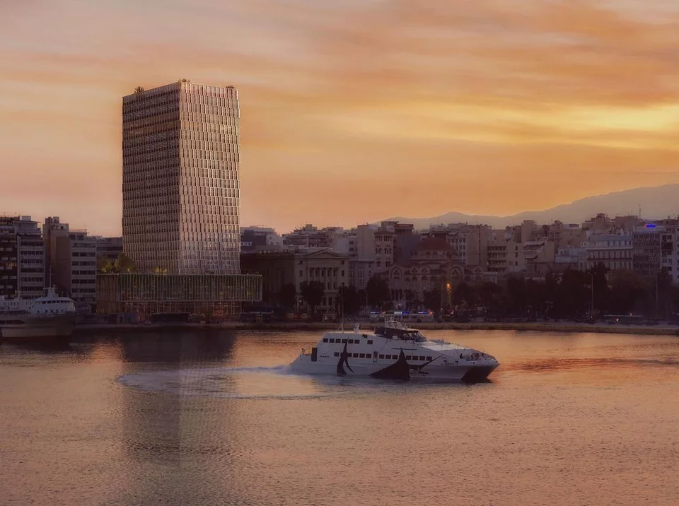 pyrgos-peiraias.jpg.webp?itok=x5uCPO6L