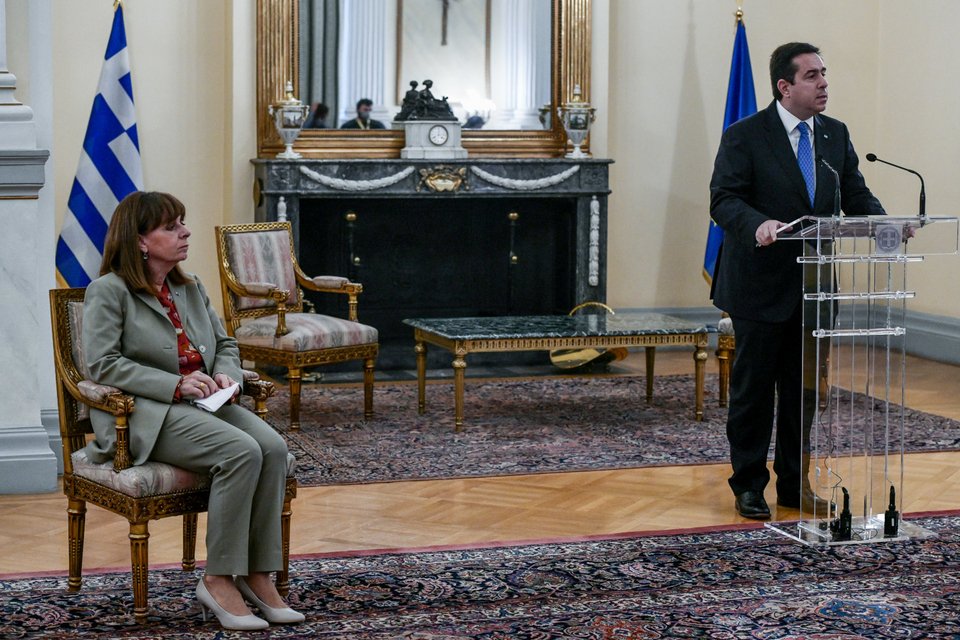 Στο Προεδρικό Μέγαρο βρέθηκε και ο υπουργός Μετανάστευσης και Ασύλου, Νότης Μηταράκης / Φωτογραφία: ΤΑΤΙΑΝΑ ΜΠΟΛΑΡΗ-EUROKINISSI