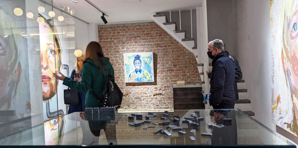 Εκθεση της GALLERY13 για τη βία κατά των γυναικών