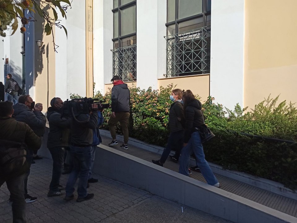 Χαλάνδρι Η 49χρονη μετά την άσκηση ποινικής δίωξης οδηγήθηκε ενώπιον ανακριτή