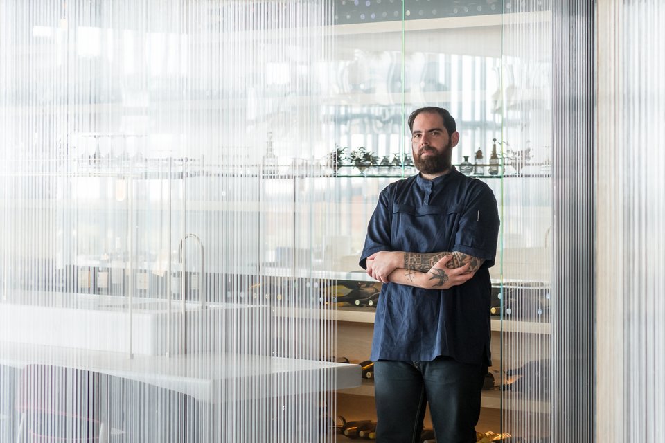 O σεφ του Delta Restaurant Γιώργος Παπαζαχαρίας  - Φωτογραφία: Γιώργος Σφακιανάκης 