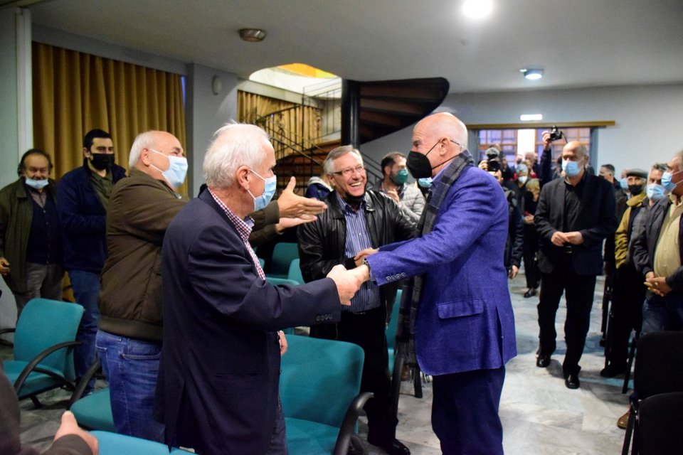 Ο Γιώργος Παπανδρέου σε εκδήλωση υποστηρικτών του στην Αργολίδα - Φωτογραφία: EUROKINISSI /ΒΑΣΙΛΗΣ ΠΑΠΑΔΟΠΟΥΛΟΣ