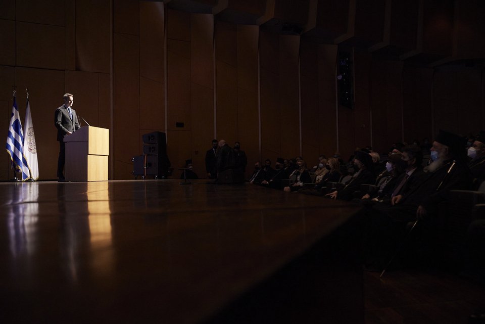 Ο πρωθυπουργός στο βήμα της εκδήλωσης προς τιμήν του Πατριάρχη Βαρθολομαίου