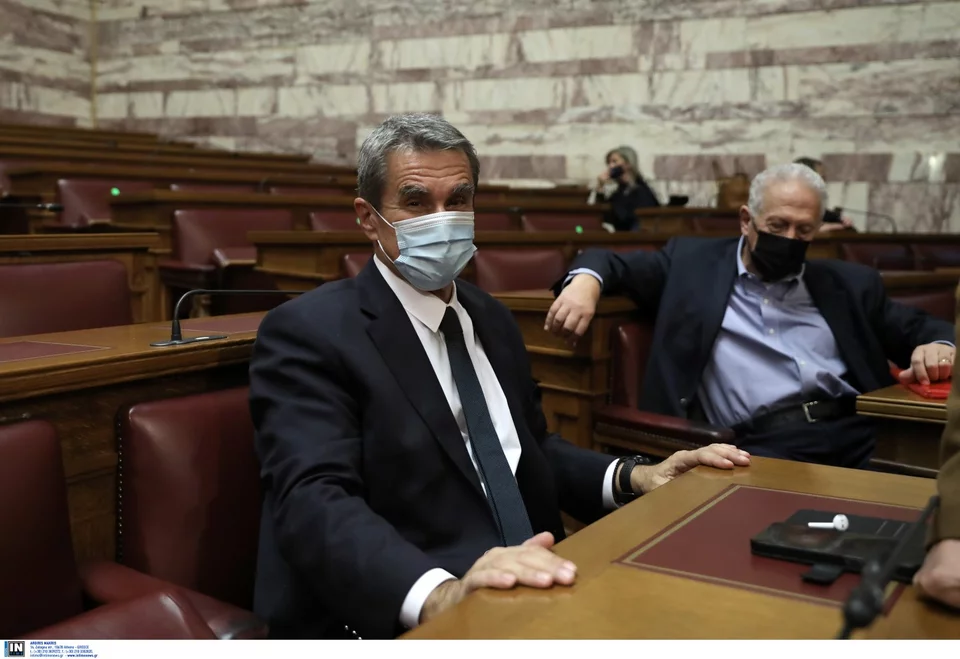 Ο υποψήφιος για την ηγεσία του ΚΙΝΑΛ Ανδρέας Λοβέρδος και δεξιά ο Κ. Σκανδαλίδης / Φωτογραφία: Intimenews/ΛΙΑΚΟΣ ΓΙΑΝΝΗΣ