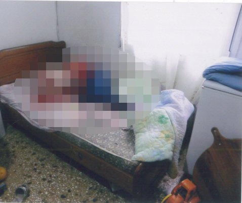 Στο κρεβάτι βρήκαν οι αστυνομικοί την άτυχη γυναίκα