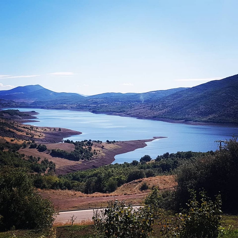 Η λίμνη Σμοκόβου/ Φώτο:@earth_greece