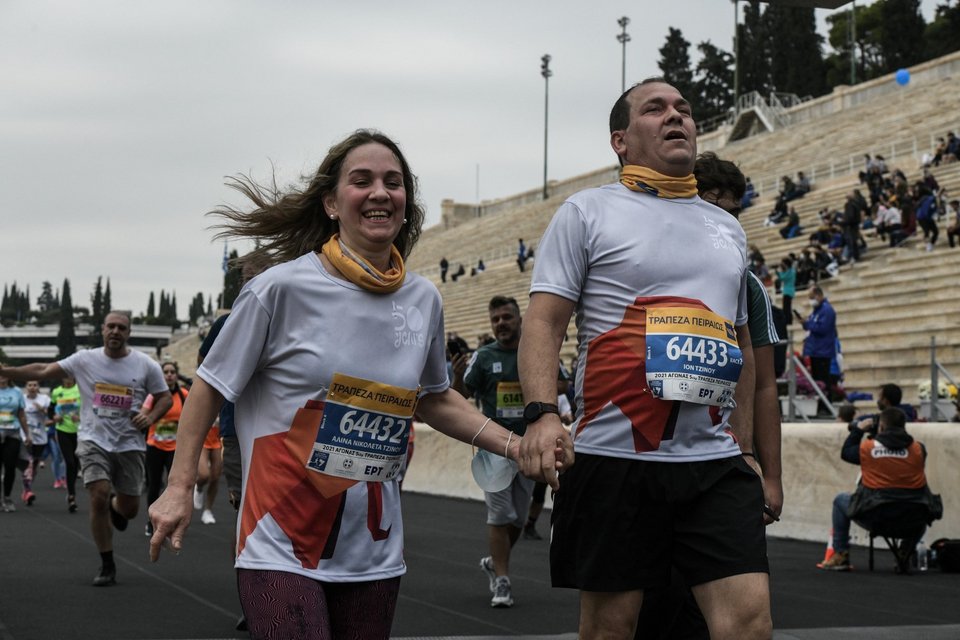 Χέρι - Χέρι και στον Μαραθώνιο