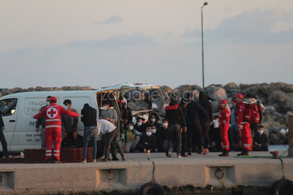 μετανάστες πλοίο Κρήτη