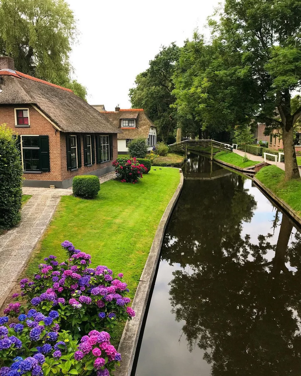 To Giethoorn της Ολλανδίας/Φωτογραφία: Instagram/giethoorn_village 