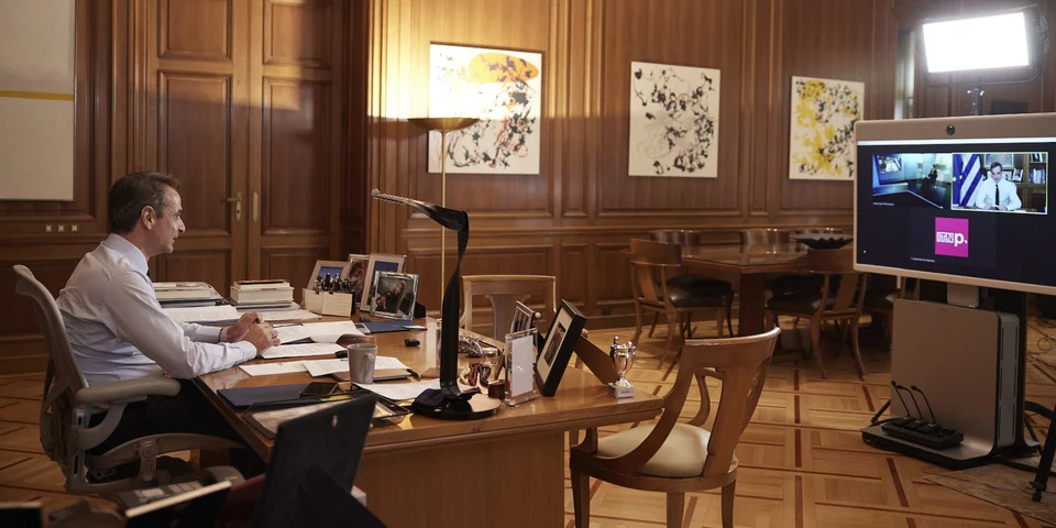 Ο πρωθυπουργός Κυριάκος Μητσοτάκης συνομίλησε διαδικτυακά με τον Πρόεδρο της Συνομοσπονδίας Βρετανικών Βιομηχανιών (CBI), Λόρδο Καράν Μπιλμόρια.