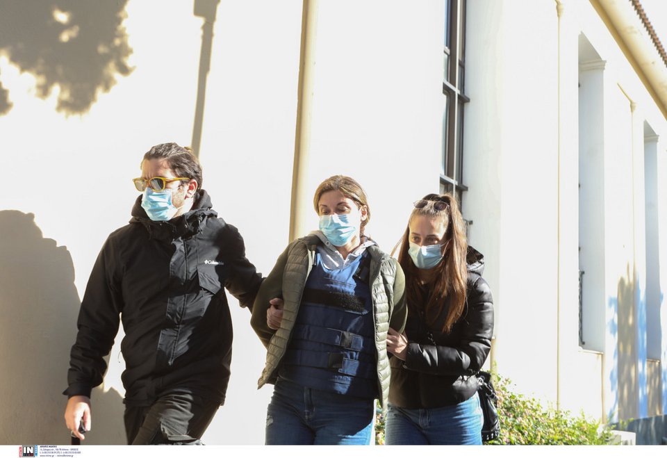 Χαλάνδρι Η 49χρονη μετά την άσκηση ποινικής δίωξης οδηγήθηκε ενώπιον ανακριτή
