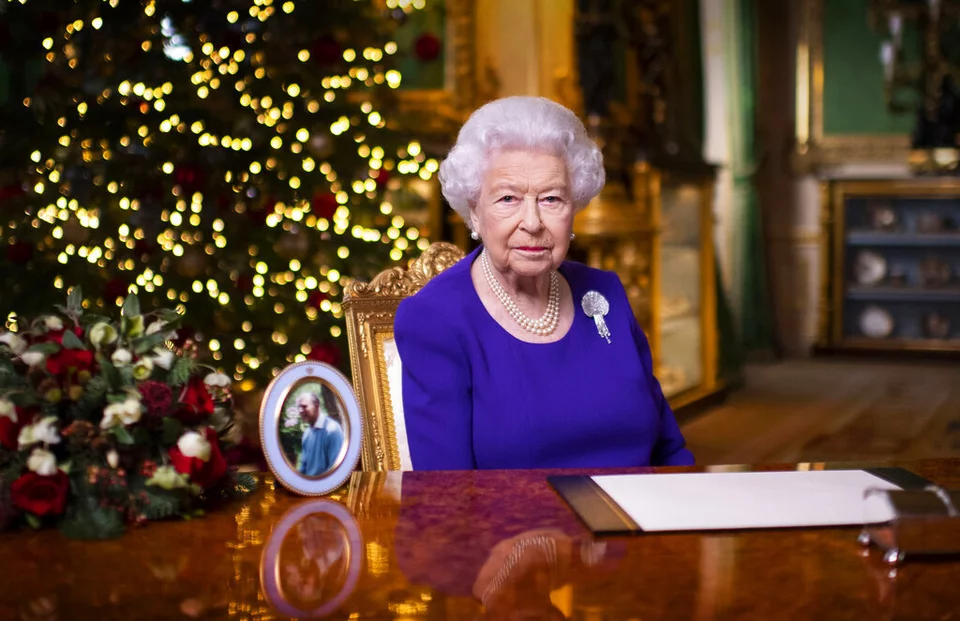 Η βασίλισσα Ελισάβετ κατά το χριστουγεννιάτικο μήνυμα προς τον βρετανικό λαό