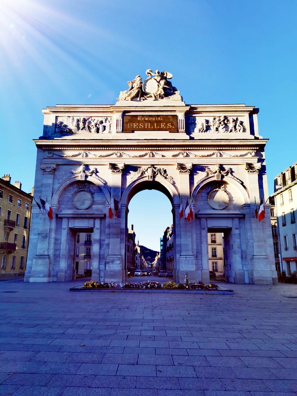 Αψίδα στην πλατεία Στανισλάς. 