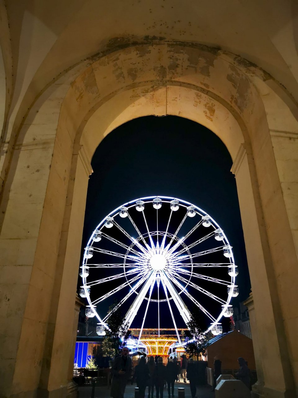 Η ρόδα στην πλατεία Στανισλάς της Νανσί. 