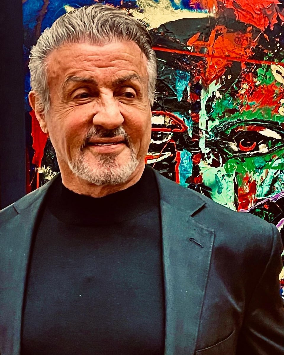 «Νομίζω ότι είμαι πολύ καλύτερος ζωγράφος από ό,τι ηθοποιός», δήλωσε τον περασμένο Αύγουστο