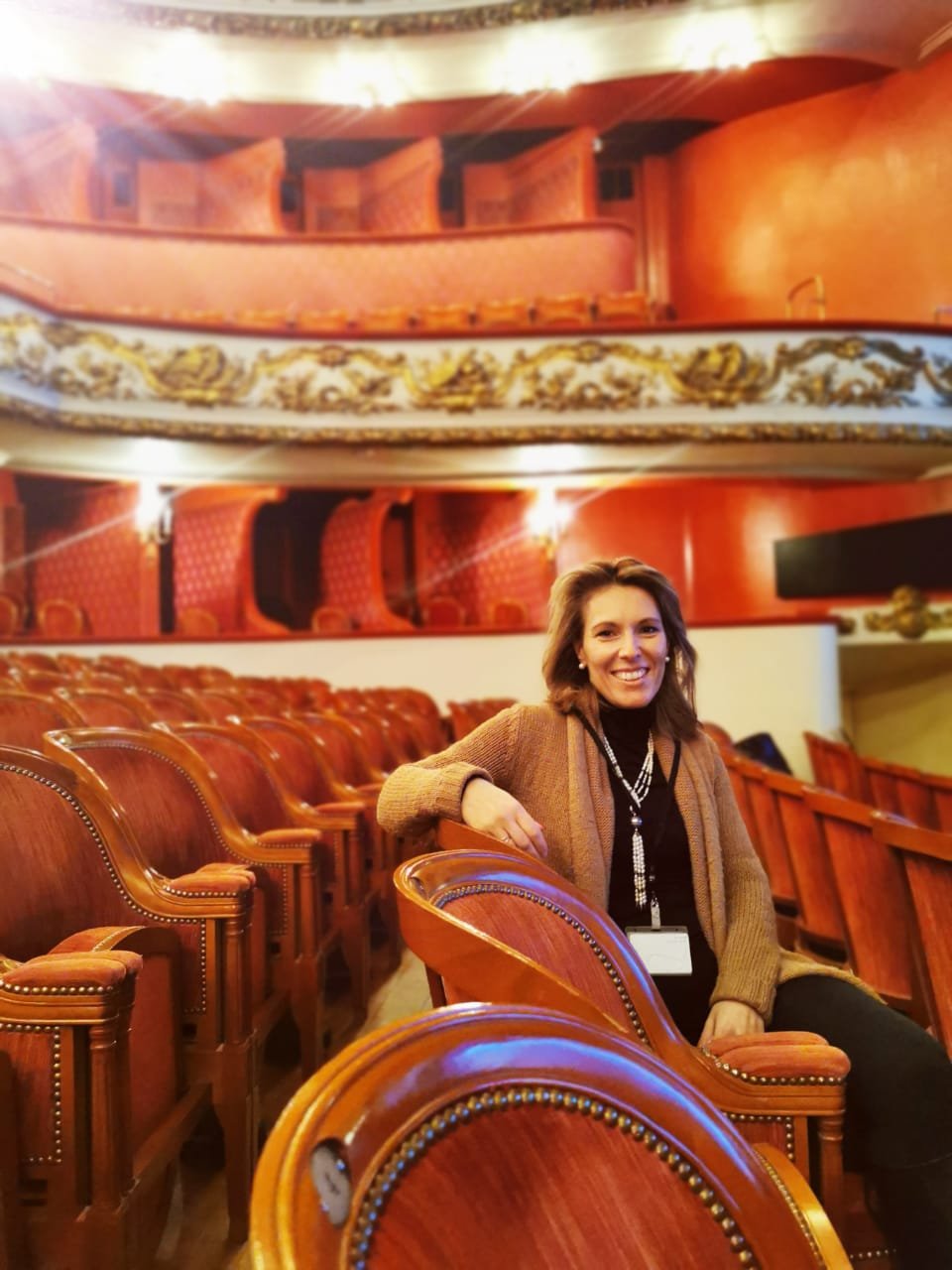 Η Χριστίνα Πουλίτση στην πλατεία της Όπερας της Λωρραίνης.