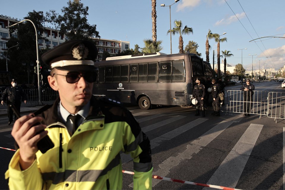 Αστυνομικά μέτρα στην Αθήνα λόγω της επίσκεψης του Πάπα Φραγκίσκου