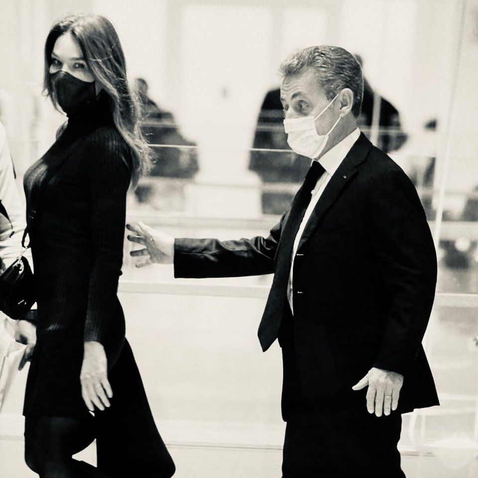 @carlabruniofficial