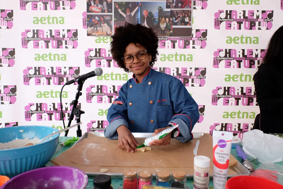 Ο Κόρι φτιάχνει μπιστότα