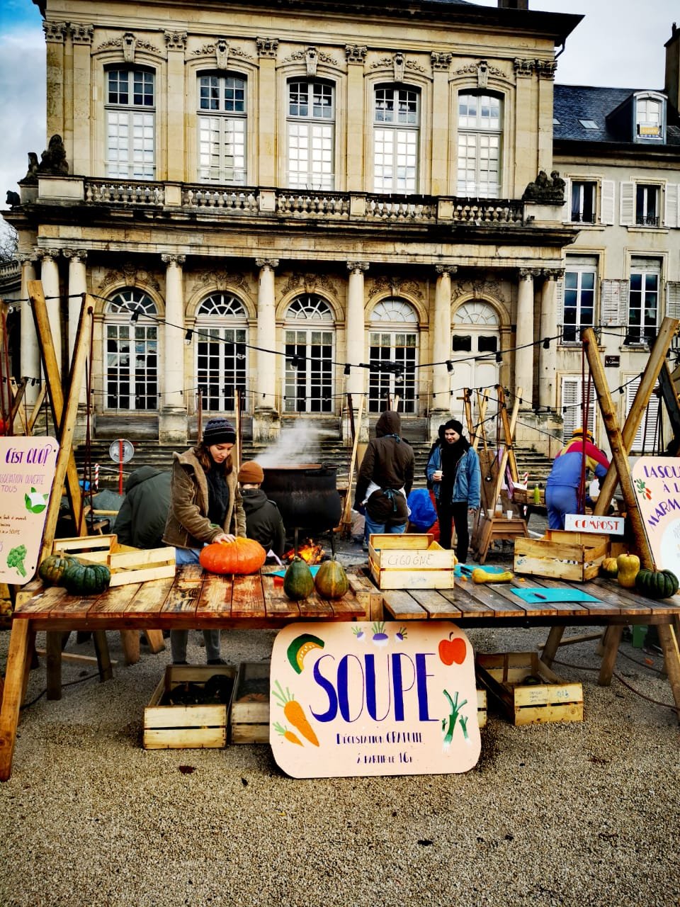 Βόλτα στην αγορά της Νανσί. 