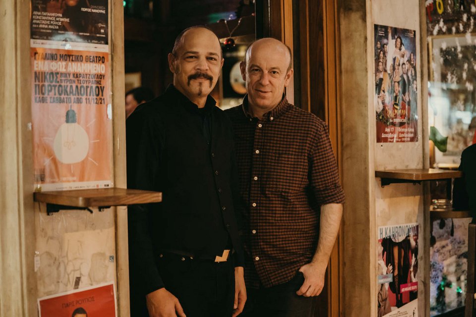 Ο Σωτήρης Παπαθεοδώρου με τον ξάδερφό του, Νίκο Παπαθεοδώρου