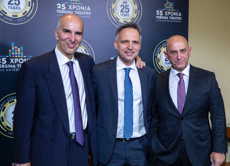 Σήφης Ιερωνυμάκης Πρόεδρος Regency Entertainment, Γιάννης Τσιρίκος CEO Regency Entertainment, Μιχάλης Πούλος Γενικός Διευθυντής Regency Casino Thessaloniki