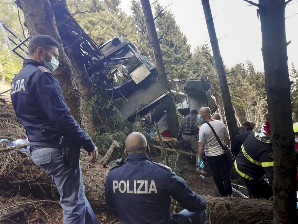 Η πτώση του τελεφερίκ στην Ιταλία