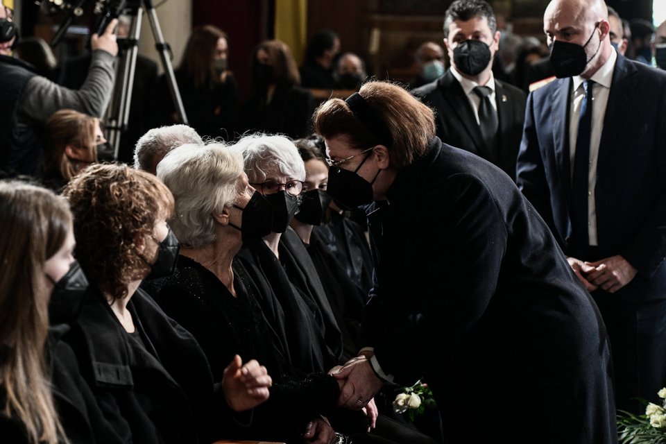 Κάρολος Παπούλιας, εξόδιος ακολουθία, Λίνα Μενδώνη