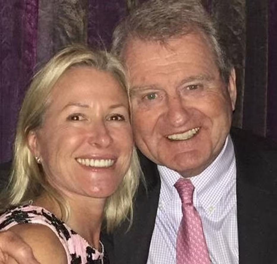 Ο Άλαν Κάθκαρτ με την τωρινή του σύζυγο Ντέμπι Σίμονς