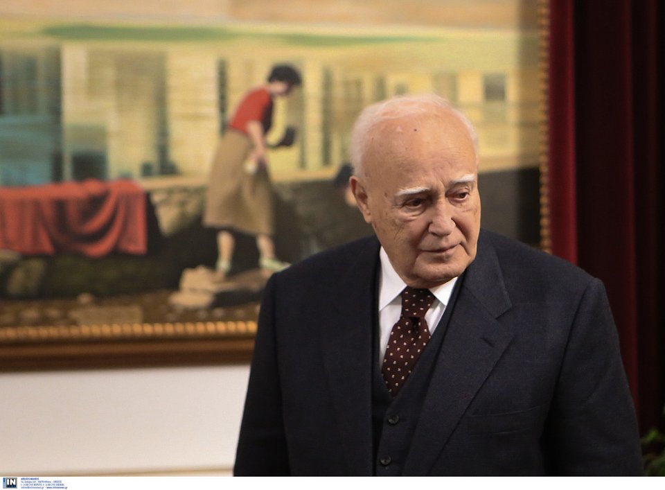 καρολος παπουλιας