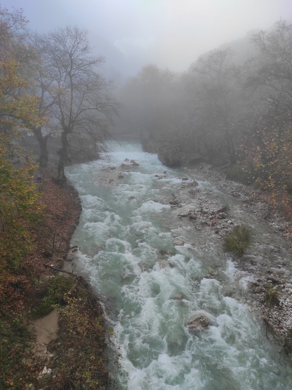 Το καλοκαίρι οι ντόπιοι πηγαίνουν στην Πύλη για ανάσες δροσιάς.