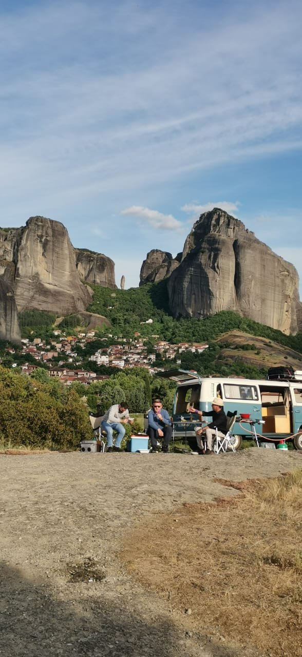 Γκόρντον Ραμσεϊ στα Μετέωρα με την ομάδα του