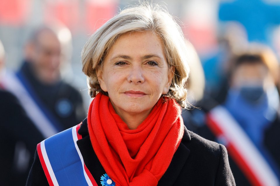 H πρώτη γυναίκα υποψήφια για το δεξιό κόμμα των Σαρλ ντε Γκο, Ζακ Σιράκ και Νικολά Σαρκοζί