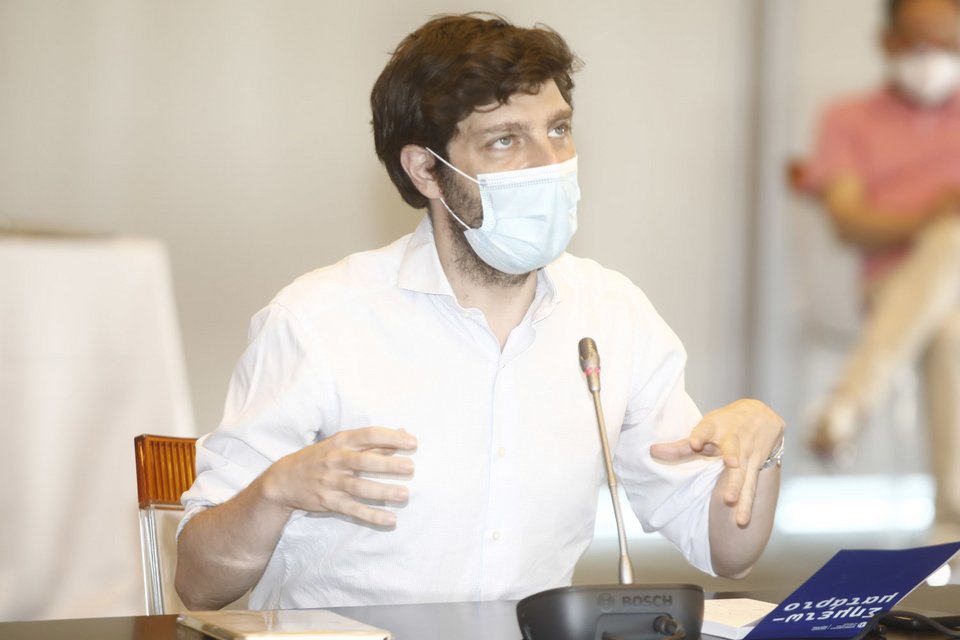 Νικόλας Γιατρομανωλάκης