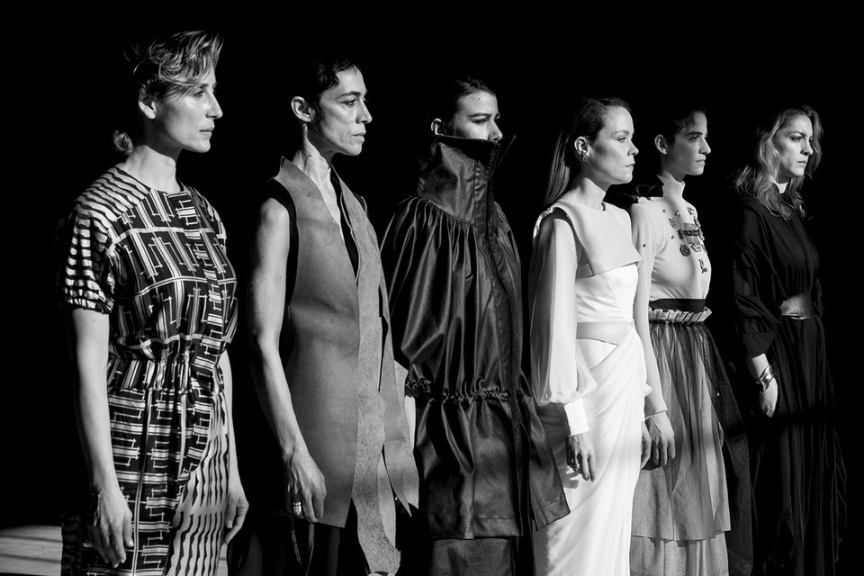 ηθοποιοι ρουχα