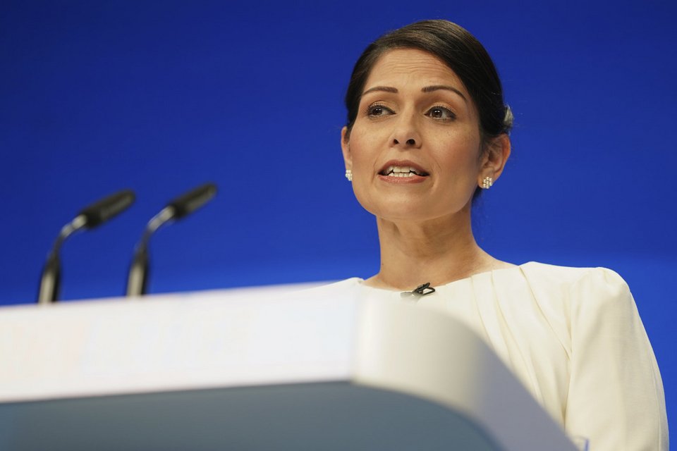 Priti Patel / Φωτογραφία: AP Photo-Jon Super
