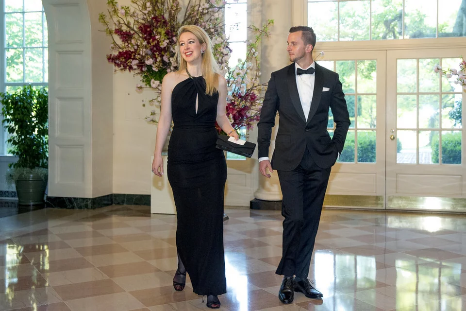 Με μαύρη τουαλέτα στον Λευκό Οίκο