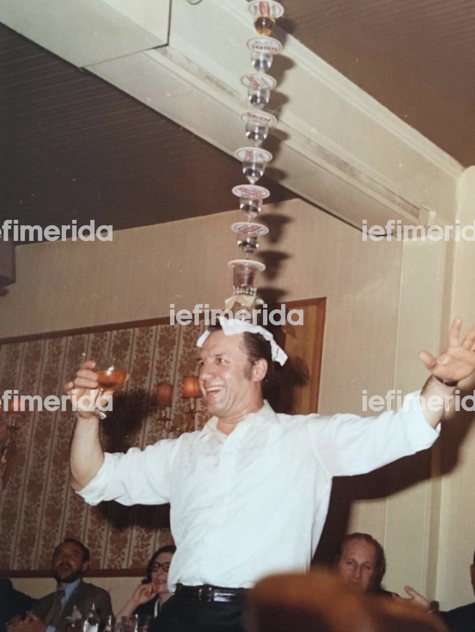 Ο Γιώργος Καραγιώργης σε στιγμές κεφιού