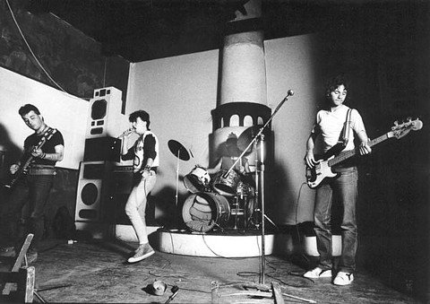 Η «Γενιά του Χάους» το 1982 στη Σοφίτα στην Πλάκα