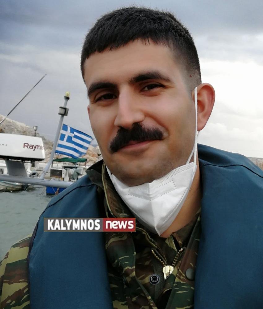 O στρατιωτικός γιατρός Μενέλαος Σαμαράς, λίγη ώρα αφότου αποβιβάστηκε στην Ψέριμο