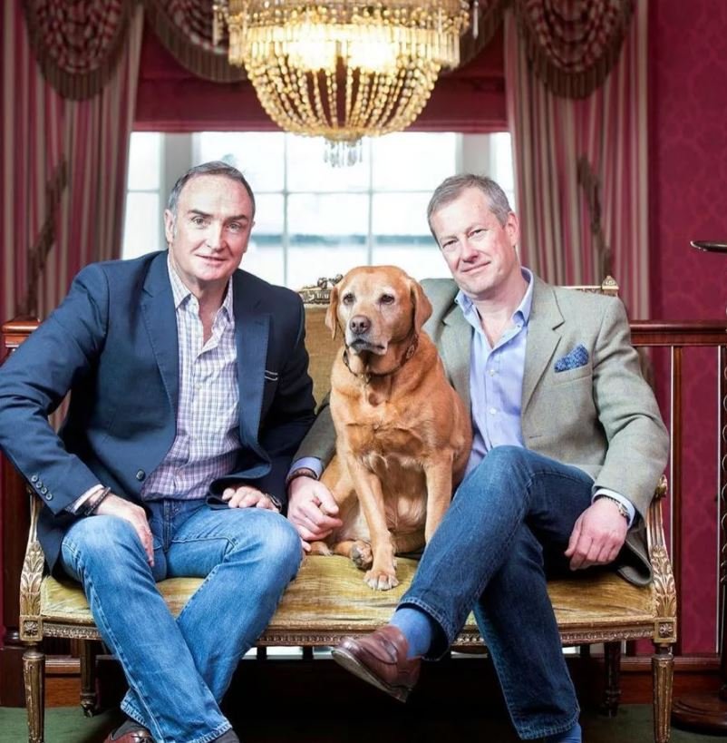 Ο Ιβάρ Μαουντμπάτεν με τον σύζυγό του Τζέιμς Κόιλ