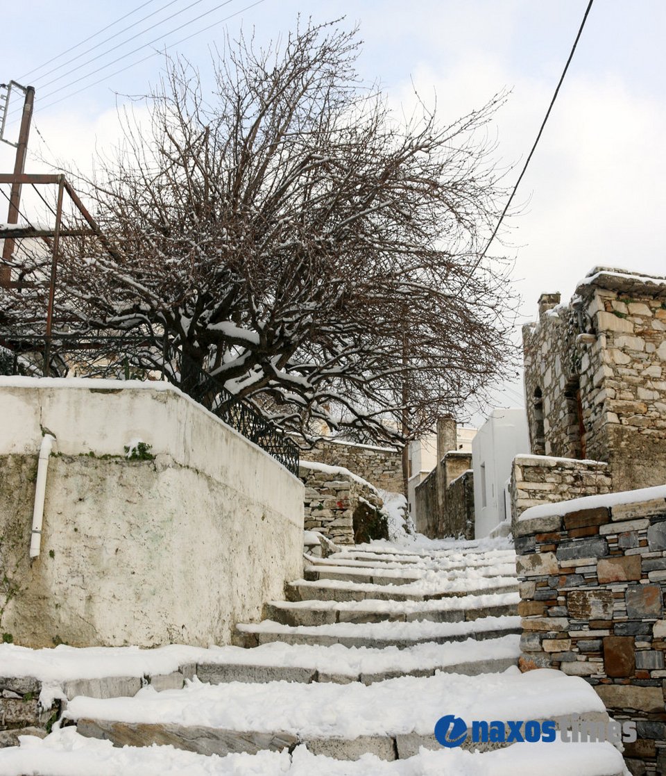κακοκαιρία Ελπίς, χιόνια στις Κυκλάδες