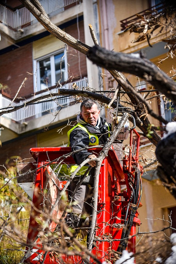 Ευρεία επιχείρηση του Δήμου Αθηναίων για την αποκατάσταση των προβλημάτων από την κακοκαιρία