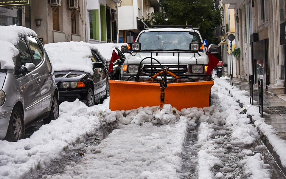 Ευρεία επιχείρηση του Δήμου Αθηναίων για την αποκατάσταση των προβλημάτων από την κακοκαιρία