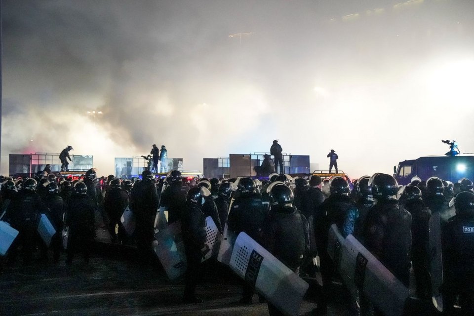 σκηνές χάους στο Καζακστάν