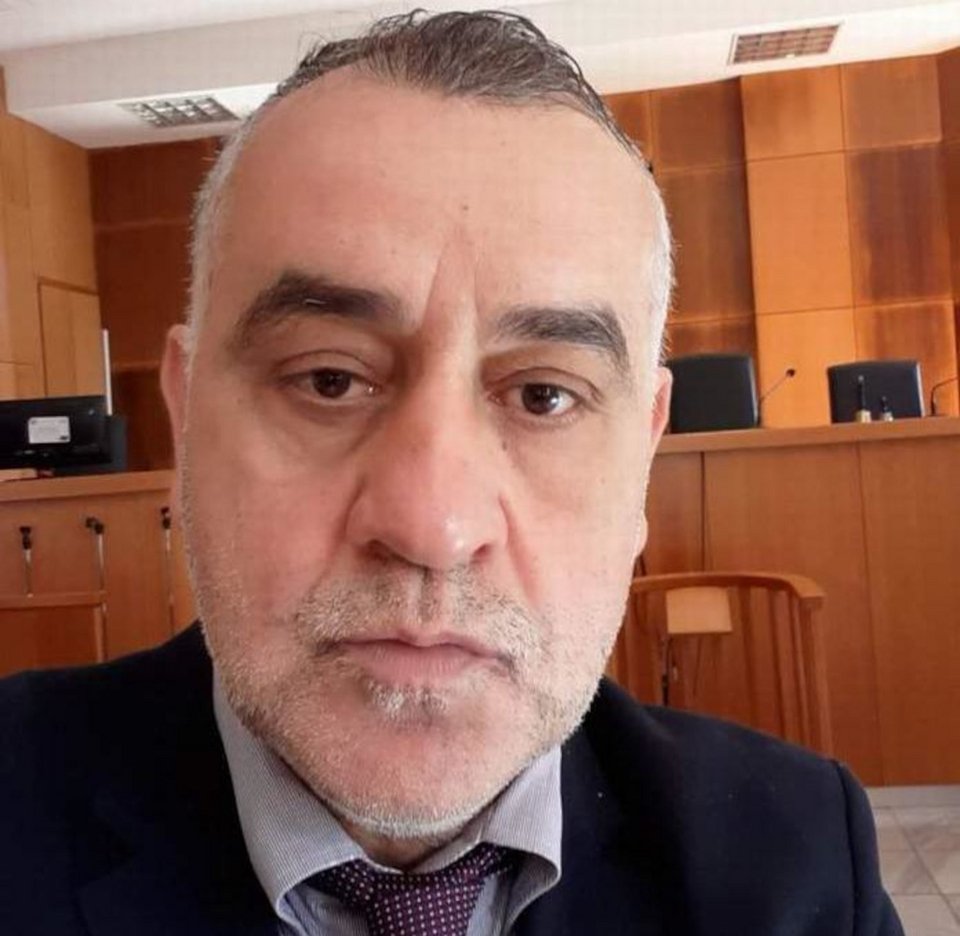 Ο δικηγόρος Βασίλης Νουλέζας