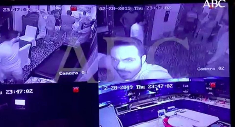 Ανδρες εισέβαλαν στο σπίτι της πριγκίπισσας και πήραν την ίδια και την κόρη της 